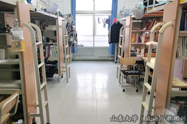 校区开展一小时劳动圈宿舍劳动实践活动